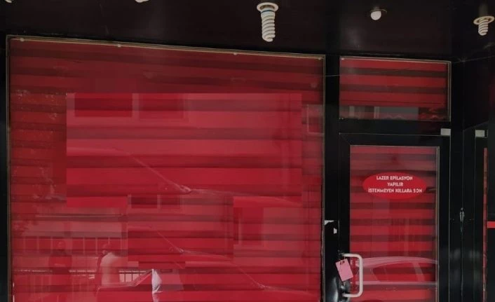 Korona tedbirini ihlal eden kuaför kapatıldı, 12 bin 600 TL ceza kesildi
