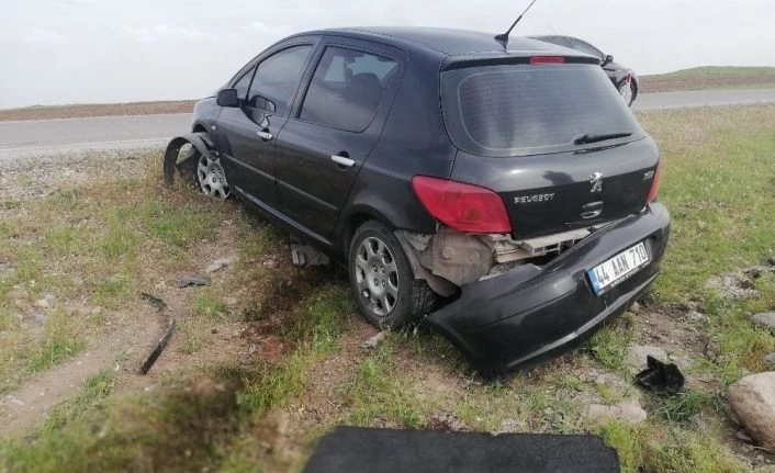Otomobil şarampole devrildi, sürücünün burnu dahi kanamadı