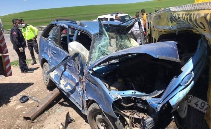 Otomobil vince çarptı: 1 ölü