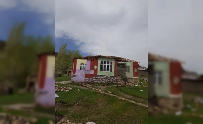 Özalp ilçesinde fırtına
