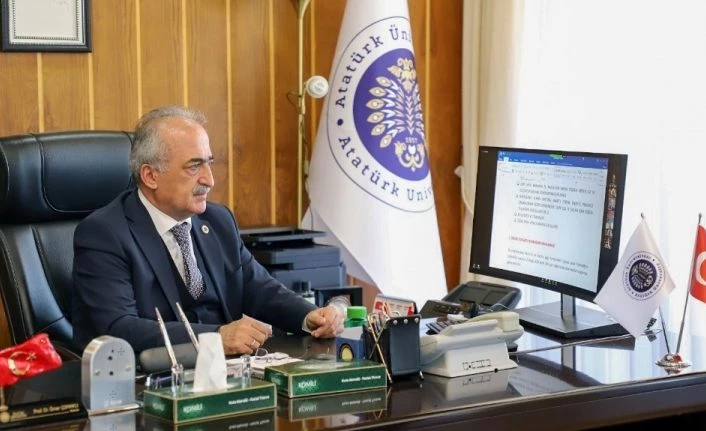 Rektör Çomaklı, ÜAK Yönetim Kurulu üyeliğine tekrar seçildi