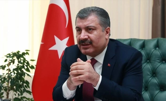Sağlık Bakanı Koca: Pazar saat 11.00-15.00 arası parklar, sokaklar 65 yaş ve üstü büyüklerimizin