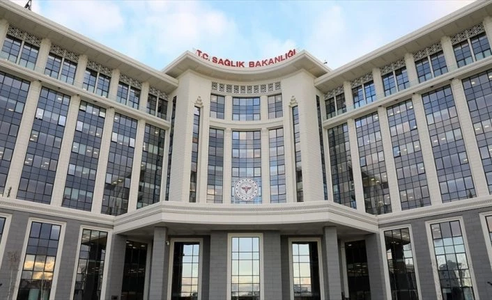 Sağlık Bakanlığından normalleşme sürecinde 11 sektöre yönelik yeni rehber