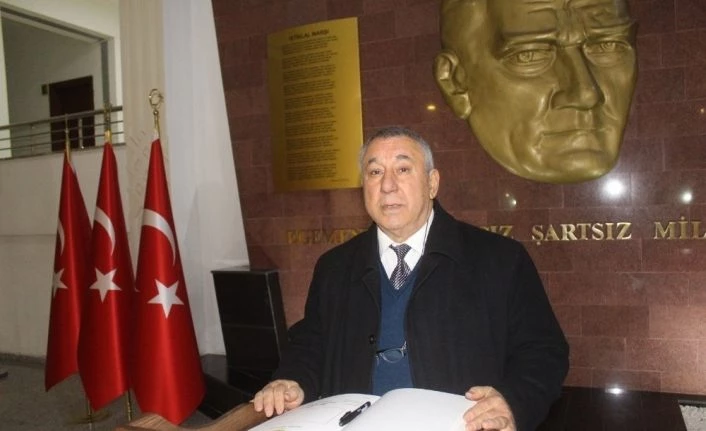 Serdar Ünsal’ın ikinci kitabı çıktı