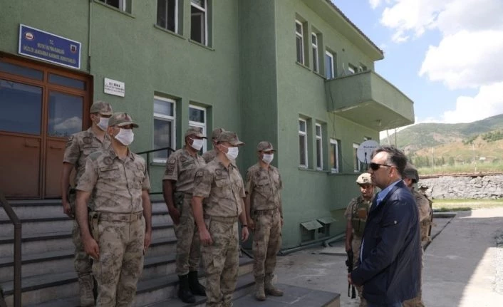 Vali Çağatay’dan jandarma karakoluna ziyaret