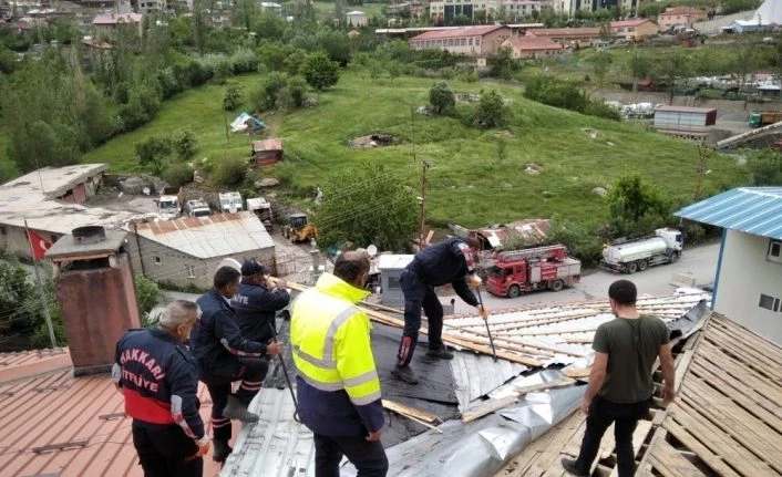 Vatandaşın imdadına belediye ekibi yetişti