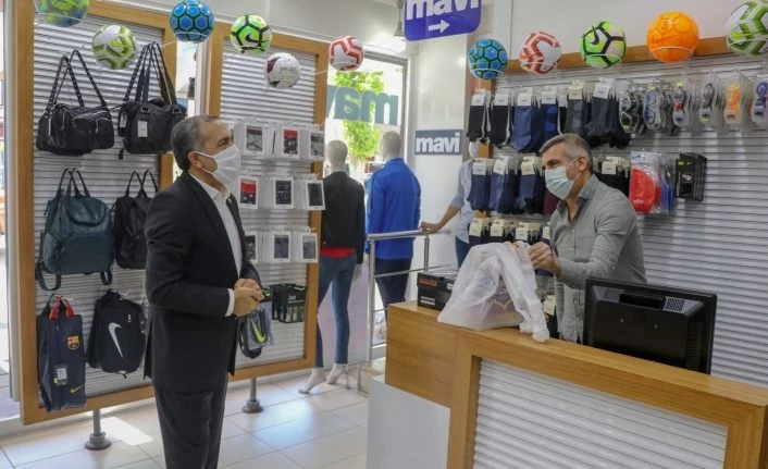 AK Parti Van İl Teşkilatı esnaf ziyaretlerine devam ediyor