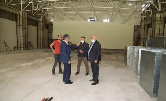 Ardahanlı İş Adamı Samancı’dan Ardahan Üniversitesine ziyaret