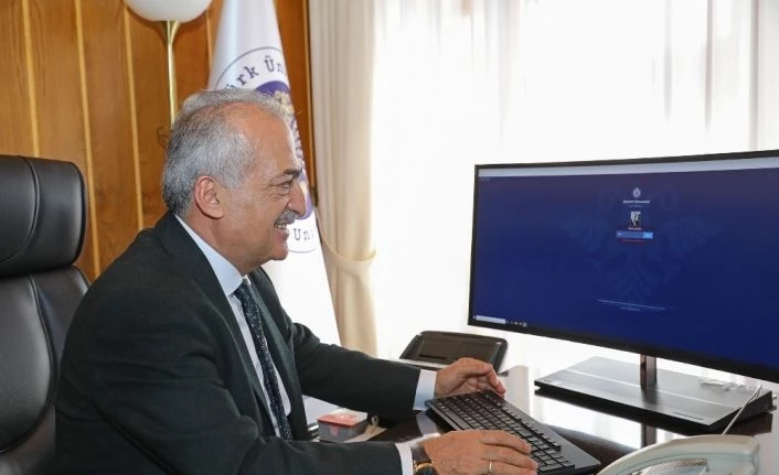 Atatürk Üniversitesi”nde örgün öğretimdeki online final sınavları başarılı bir şekilde tamamlandı