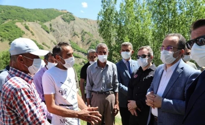 Bakan Yardımcısı Çataklı, deprem bölgesinde incelemelerde bulundu