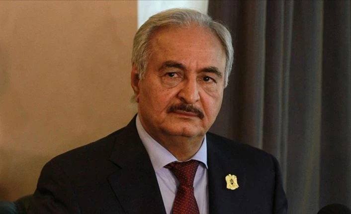 Batılı asker ve iş adamları darbeci Hafter