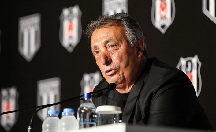 Beşiktaş Kulübü Başkanı Çebi: 3 milyar borcu veririm diyen varsa hemen gelsin