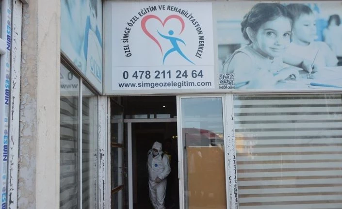 Cuma namazı kılınacak alanlar dezenfekte edildi