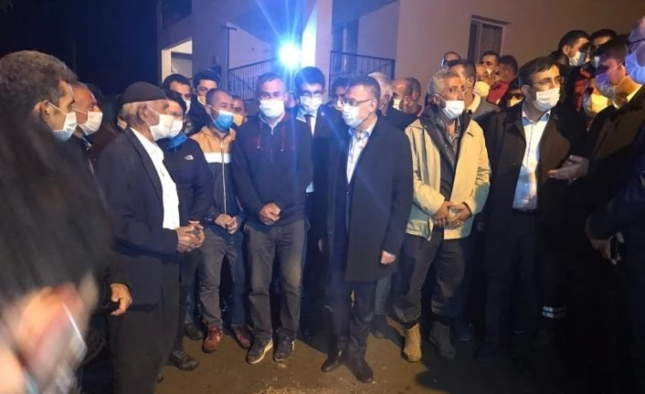 Cumhurbaşkanı Yardımcısı Oktay, deprem bölgesinde açıklama yaptı