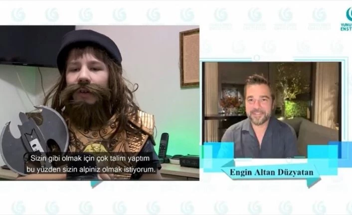 Diriliş Ertuğrul'un başrol oyuncusu Düzyatan yurt dışındaki hayranlarıyla buluştu