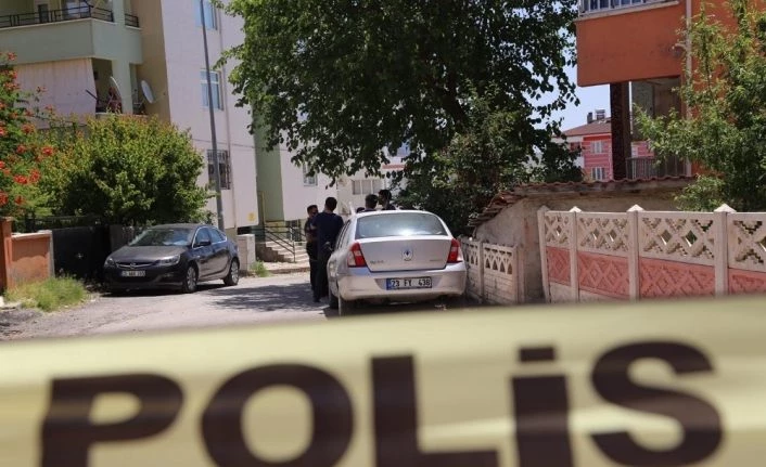 Elazığ’da baba sınav için gelen kızını öldürdü, kendini ağır yaraladı