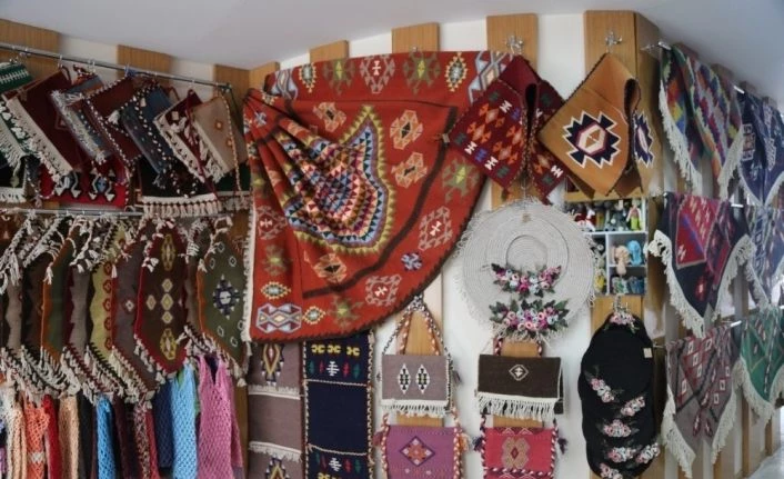 Kadınların el emeği ürünler ERMEK’te satışa sunuluyor