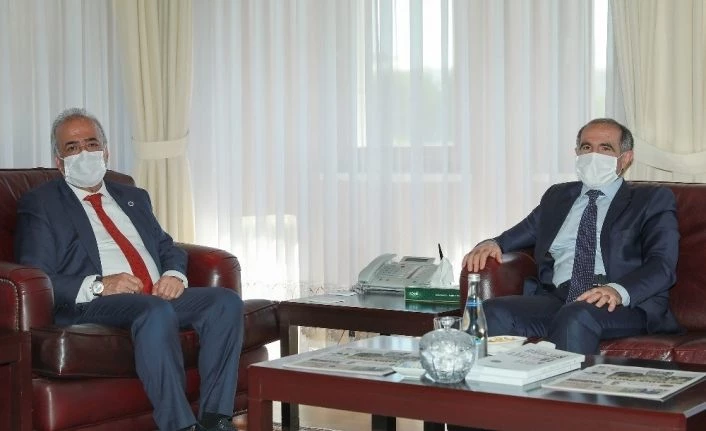 Kafkas Üniversitesi ile iş birliği görüşmesi gerçekleştirildi