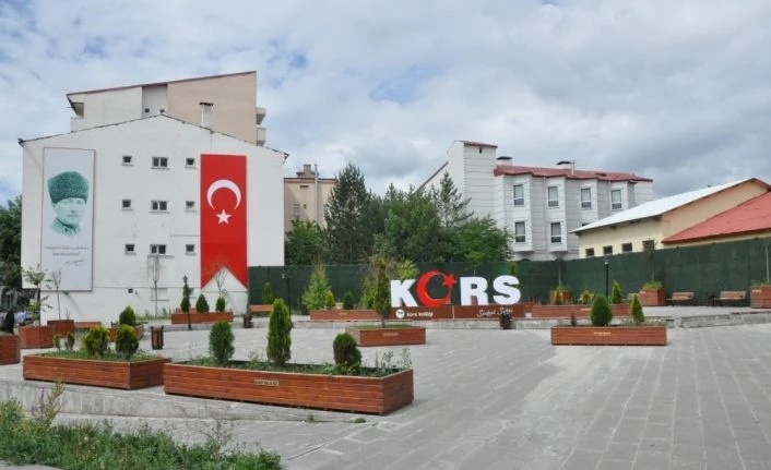 Karslılar sokağa çıkma yasağına uyuyor
