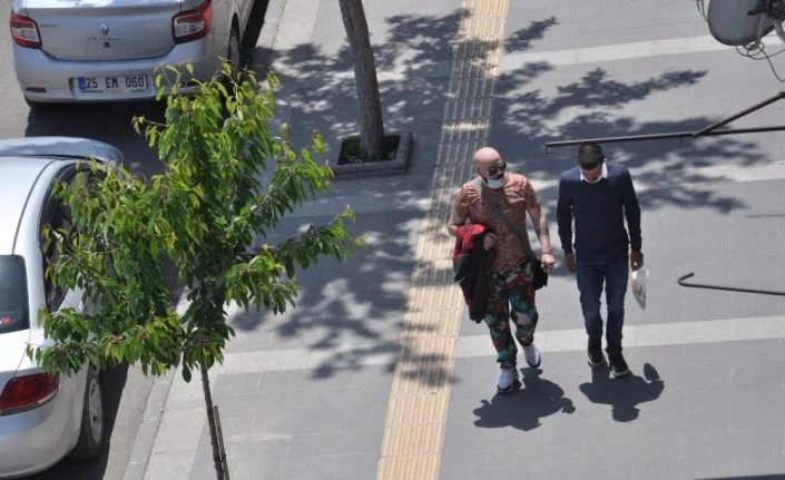 Kars’ta 8 cadde ve 3 mahallede maskesiz gezmek yasak!