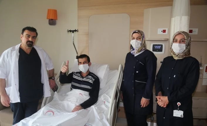 Kilo aldığını sandı, karnından futbol topu büyüklüğünde ur çıktı