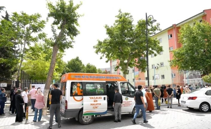 Malatya’dan öğrenci velilerine ikram