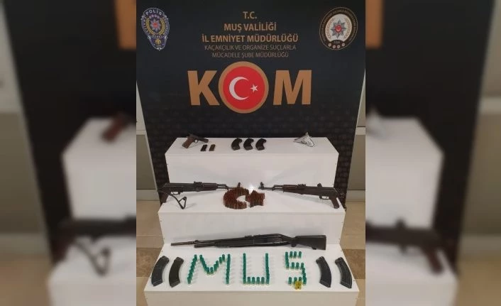 Muş’ta silah ve mühimmat ele geçirildi