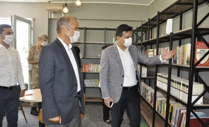 Prof. Dr. Sezai Yılmaz Kütüphanesi açılışı yapıldı