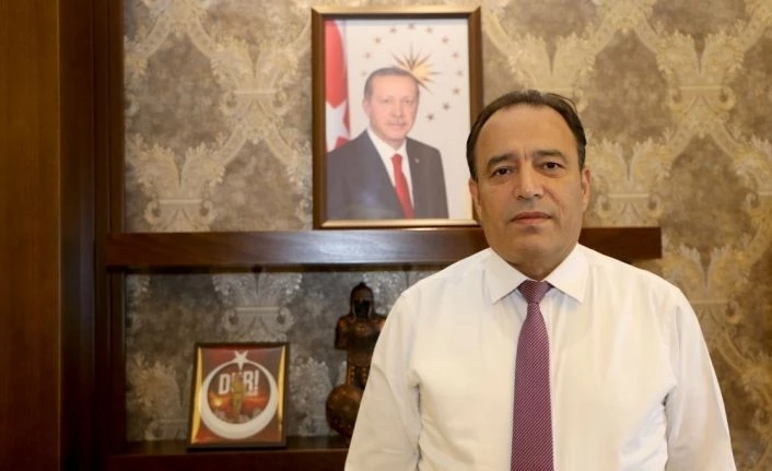 Rektör Çapak;" Memleketimize hizmet etmek bizi mutlu oluyor