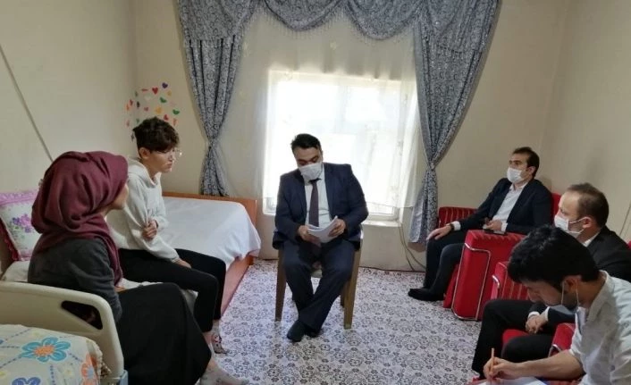 Savcı ifade için ekip kurup hasta genç kızın evine gitti