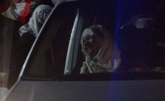 Terör saldırısı sonrası hastane önünde acı bekleyiş