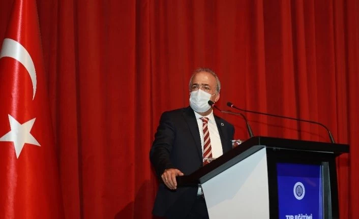Tıp fakültesinin gelecek vizyonu ele alındı