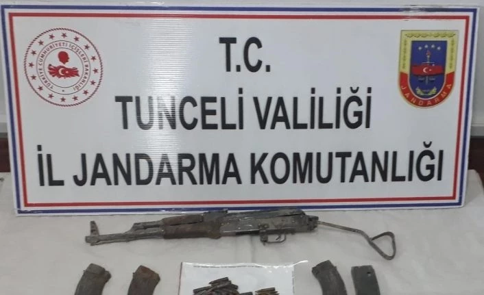 Tunceli’de silah, mühimmat ve malzeme ele geçirildi