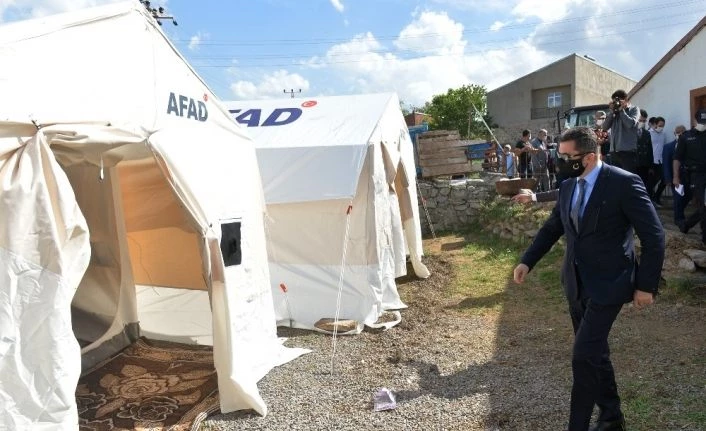 Vali Memiş: Ağır hasarlı 53 konut tespit ettik