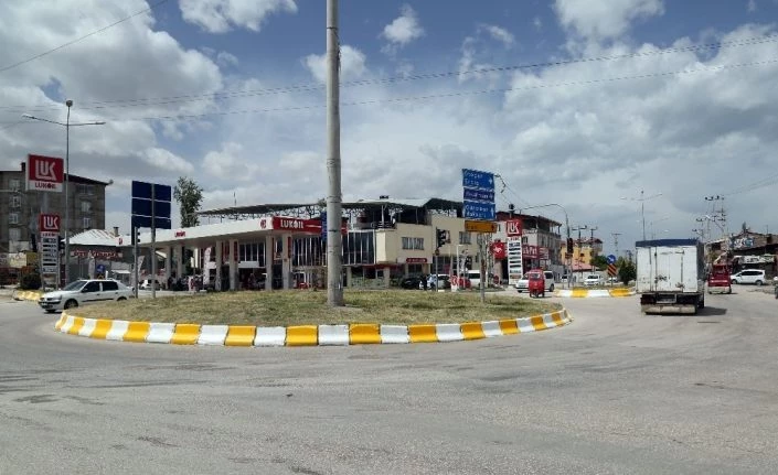 Van’da kavşak yenileme çalışması