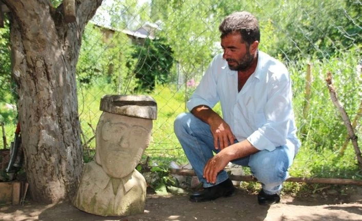 Babasını kaybedince kendini sanata verdi