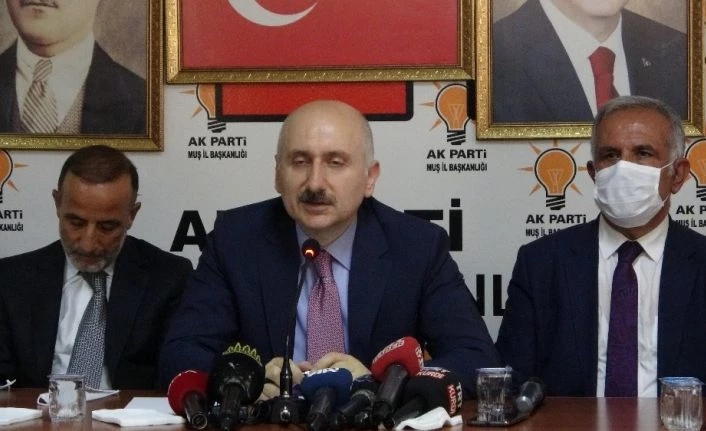 Bakan Karaismailoğlu: “Çoğu ülkede ekonomiler çöktü, sistemler kilitlendi, bir maske için bile savaşlar başladı”
