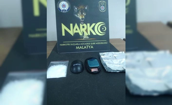 Bilgisayar faresi arasında uyuşturucu sevkıyatına polis darbesi