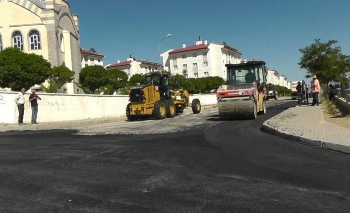 Erciş Belediyesinden yol bakım ve onarım çalışması