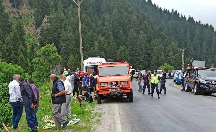Erzurum’da otomobil şarampole uçtu: 1 ölü, 3 yaralı