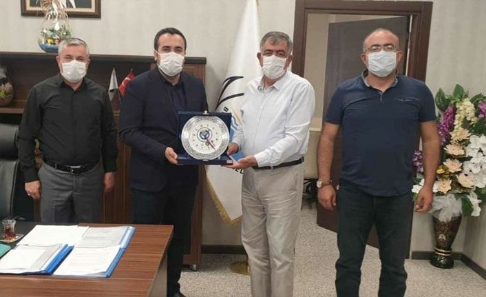 Hak-İş Van İl Başkanı Efeoğlu Büyükşehir Belediye Başkanlığı Genel Sekreter Yardımcılığına atanan Ateş