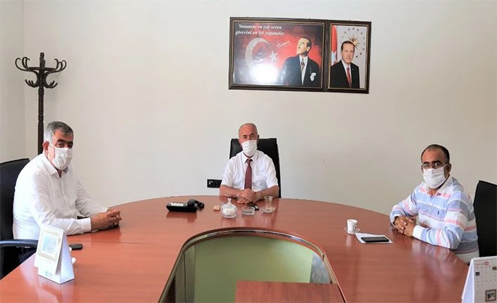 Hak-İş Van İl Başkanı Efeoğlu Tuşba Belediye Başkanı Akman’ı ziyaret etti