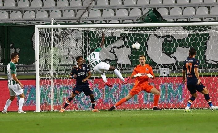 Lider Başakşehir Konya
