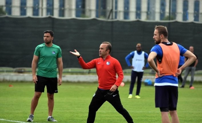 Mehmet Özdilek: “Her maçımız final”