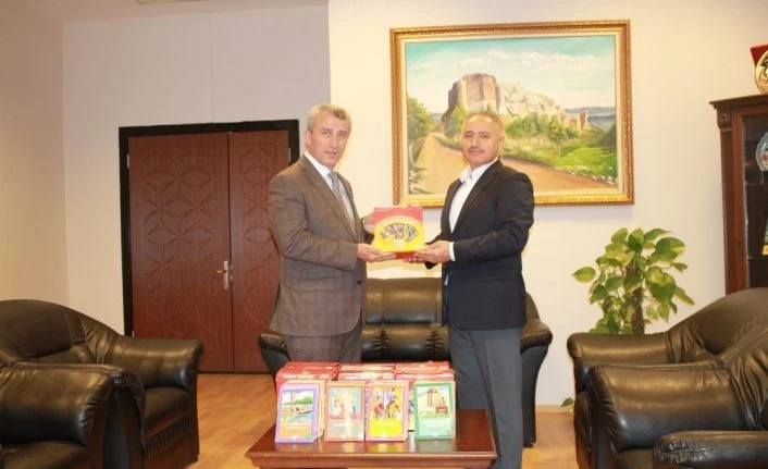 Müşteki istedi, şüpheli kitap bağışı ile cezadan kurtuldu