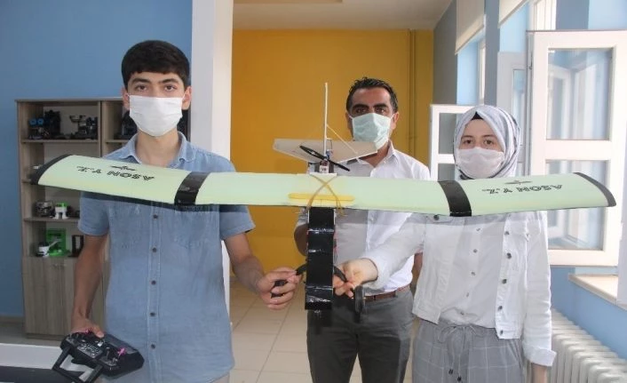 Öğrenciler, deprem sonrası yapay zeka ile hasar tespiti yapan yazılım geliştirdi