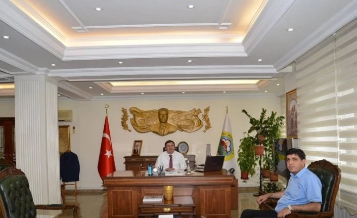 Rektör Alma, Vali Hüseyin Engin Sarıibrahim’i ziyaret etti