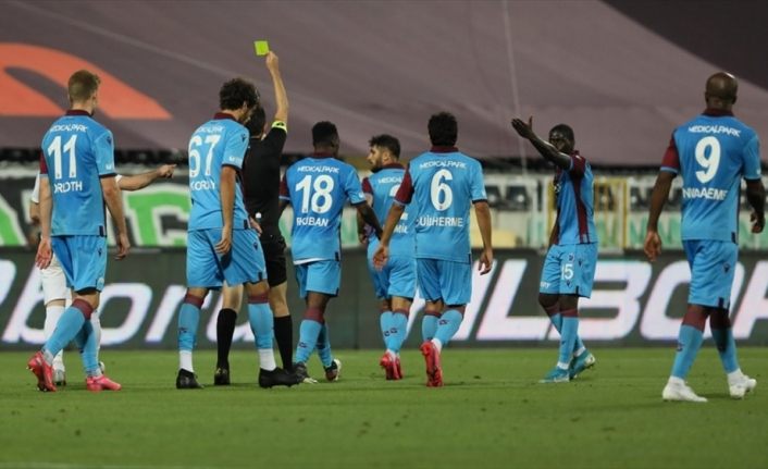 Trabzonspor, Yukatel Denizlispor deplasmanında yenilmezlik serilerini bıraktı