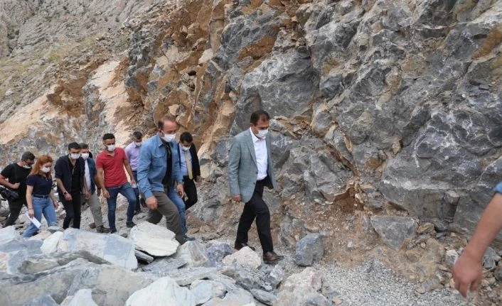 Vali Akbıyık: “Bu tesisler Hakkari’ye çok yakışacak”