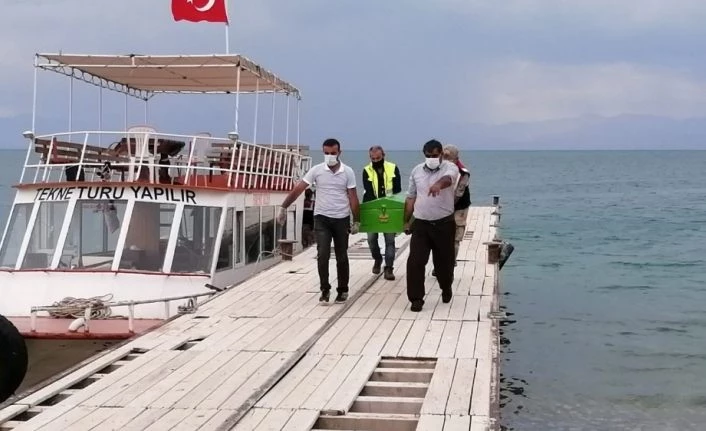 Van Gölü’nden 2 ceset daha çıkarıldı